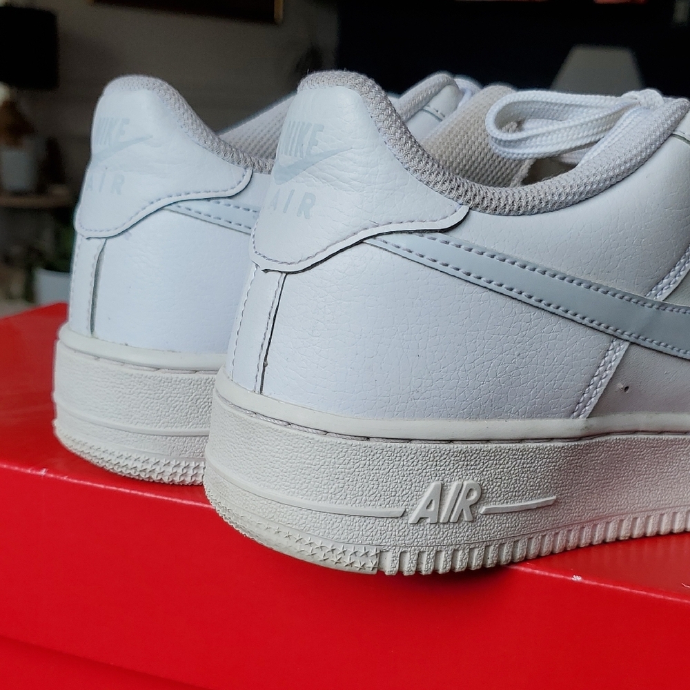 Nike AIR force ones - Picture 2 of 4